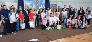 Turniej BRD uczestnicy podczas turnieju oraz na wspólnych zdjęciach
