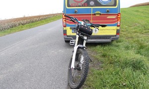 rower elektryczny i karetka