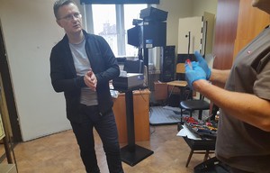 Technik kryminalistyki z aktorem