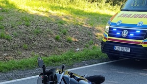 Motocykl na jezdni